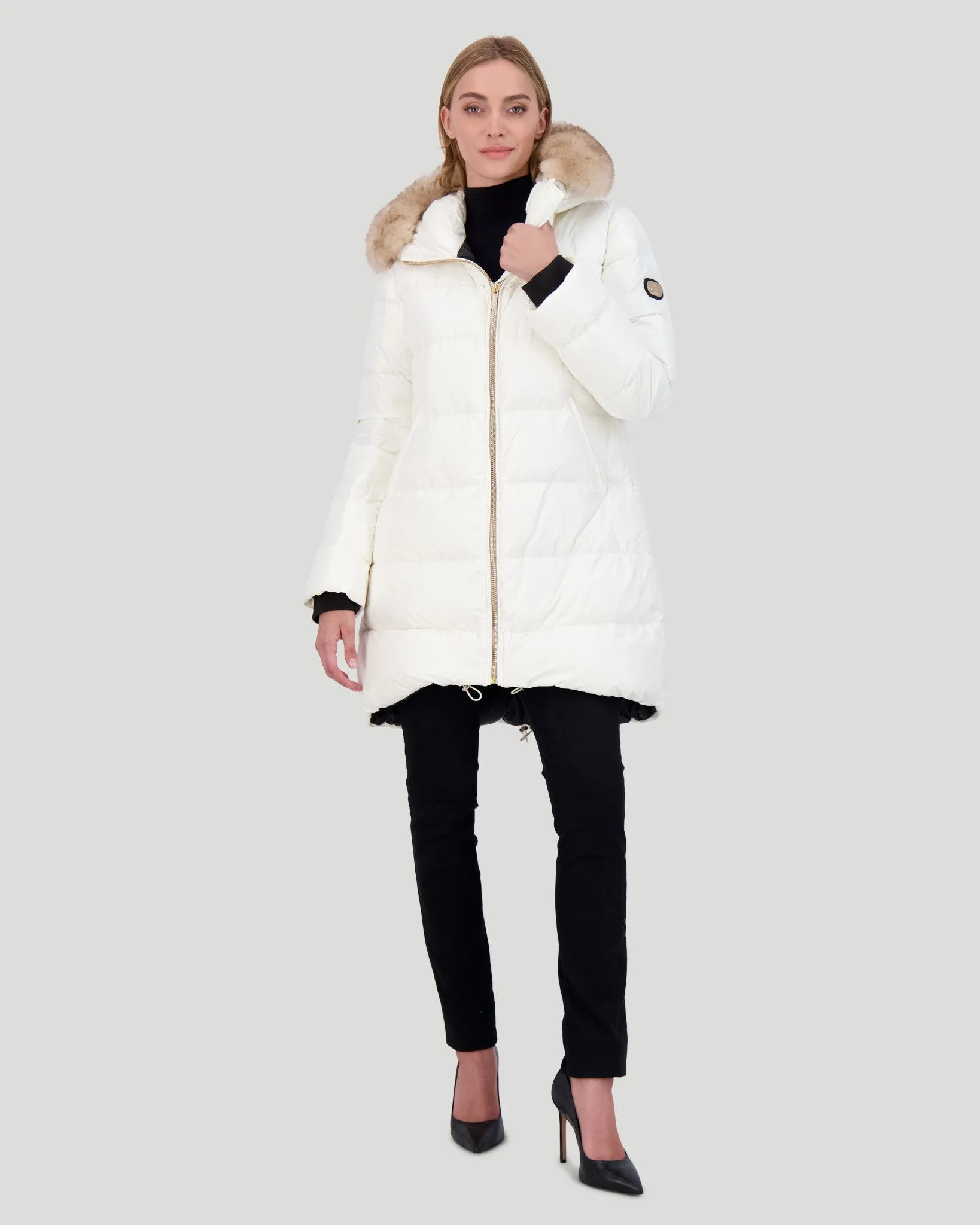 APRES-SKI JACKET WITH DETACHABLE TOSCANA LAMB HOOD TRIM