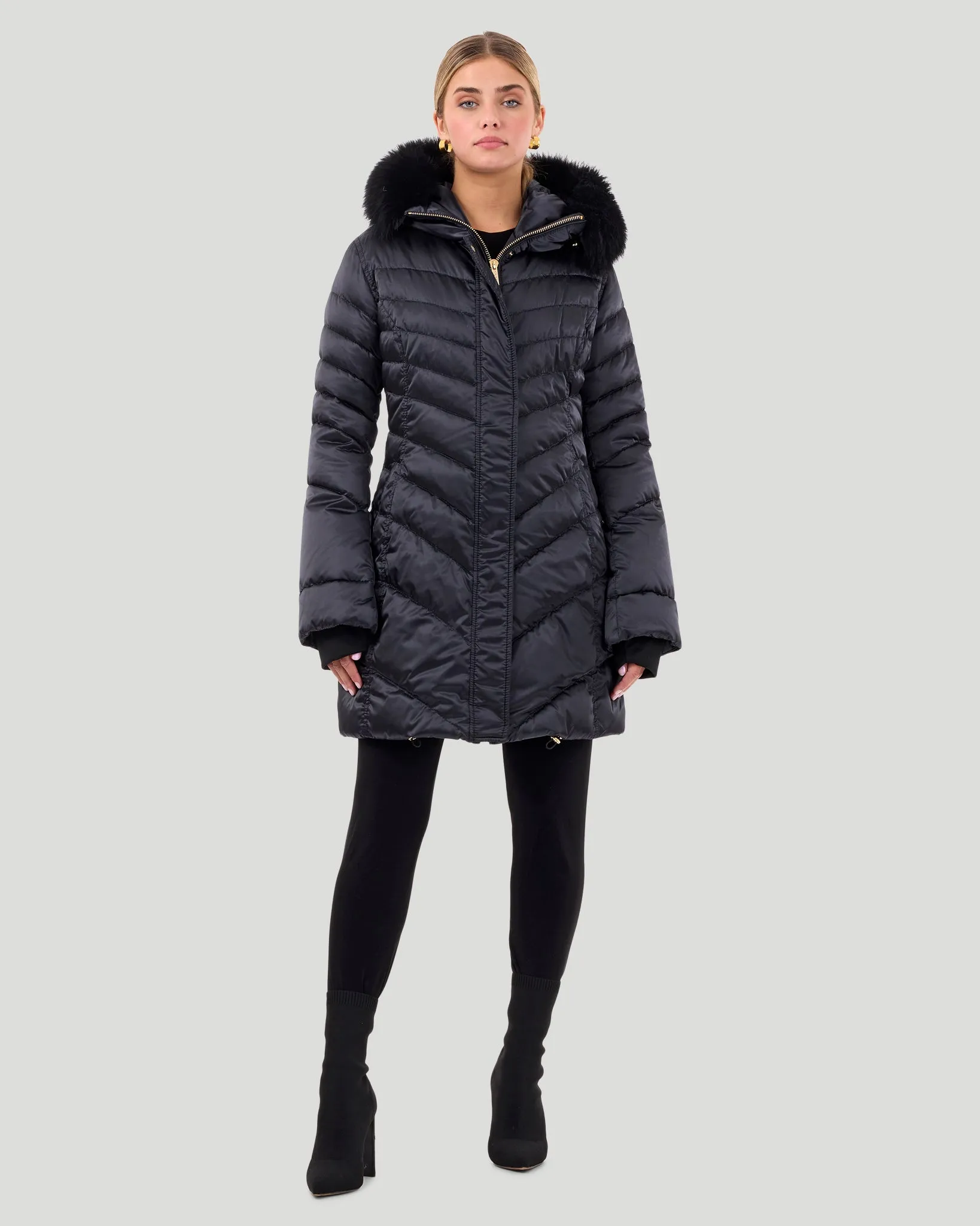 Après-Ski Jacket with Detachable Toscana Lamb Hood Trim