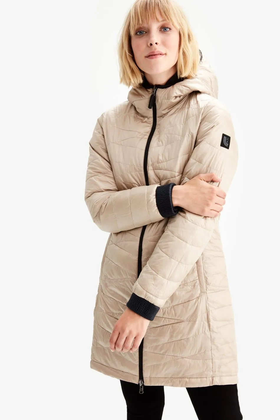 CLAUDIA PACKABLE EDITION JACKET