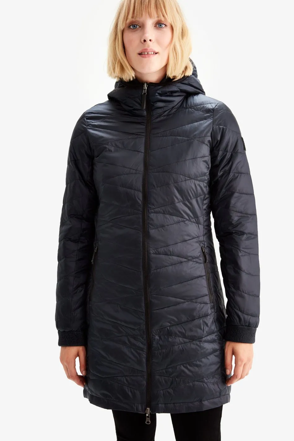 CLAUDIA PACKABLE EDITION JACKET
