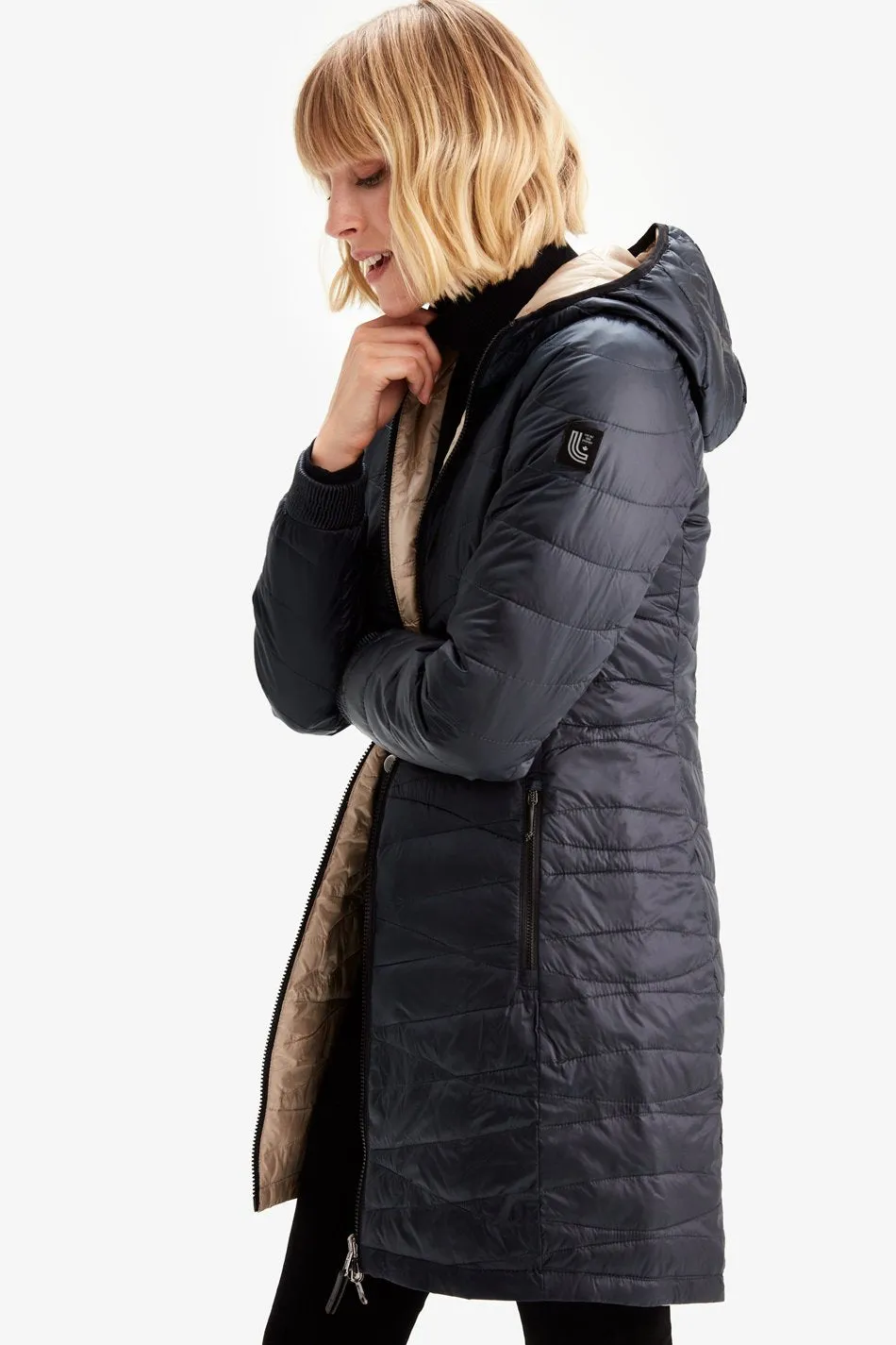 CLAUDIA PACKABLE EDITION JACKET