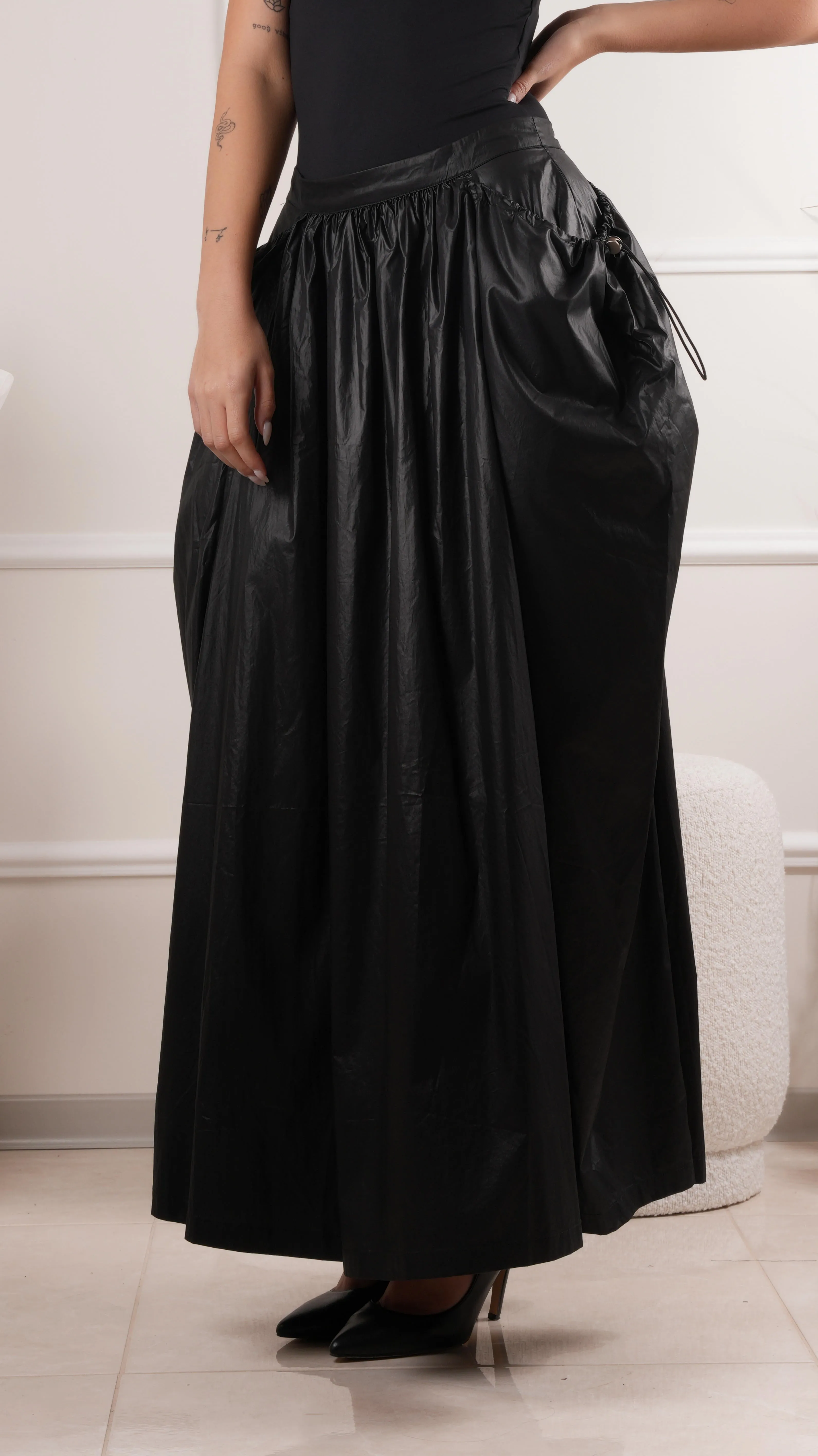 Drawstring gathered maxi skirt wholesale