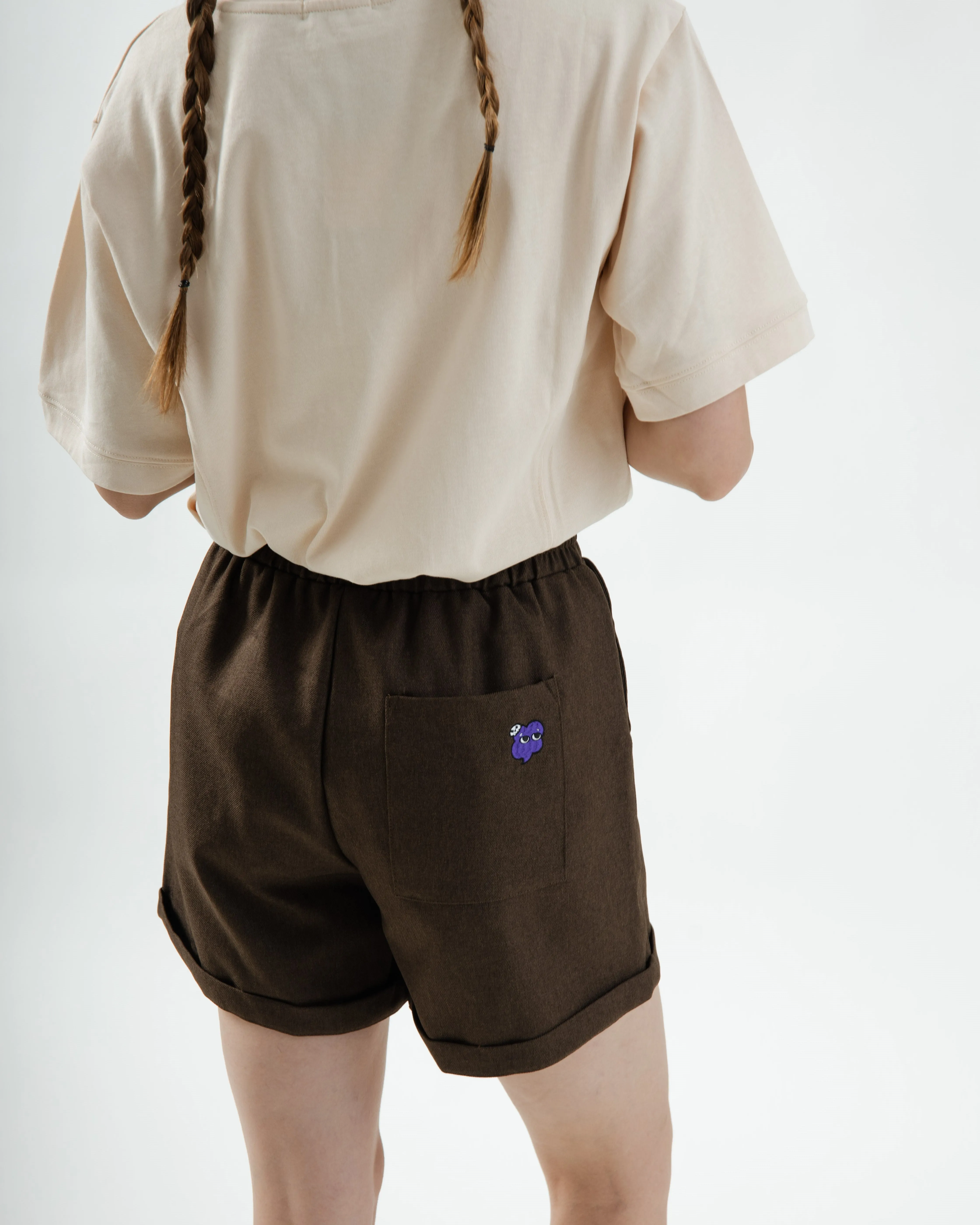 Ghost-LU Embroidery Easy Folded Hem Shorts (Dark Brown)