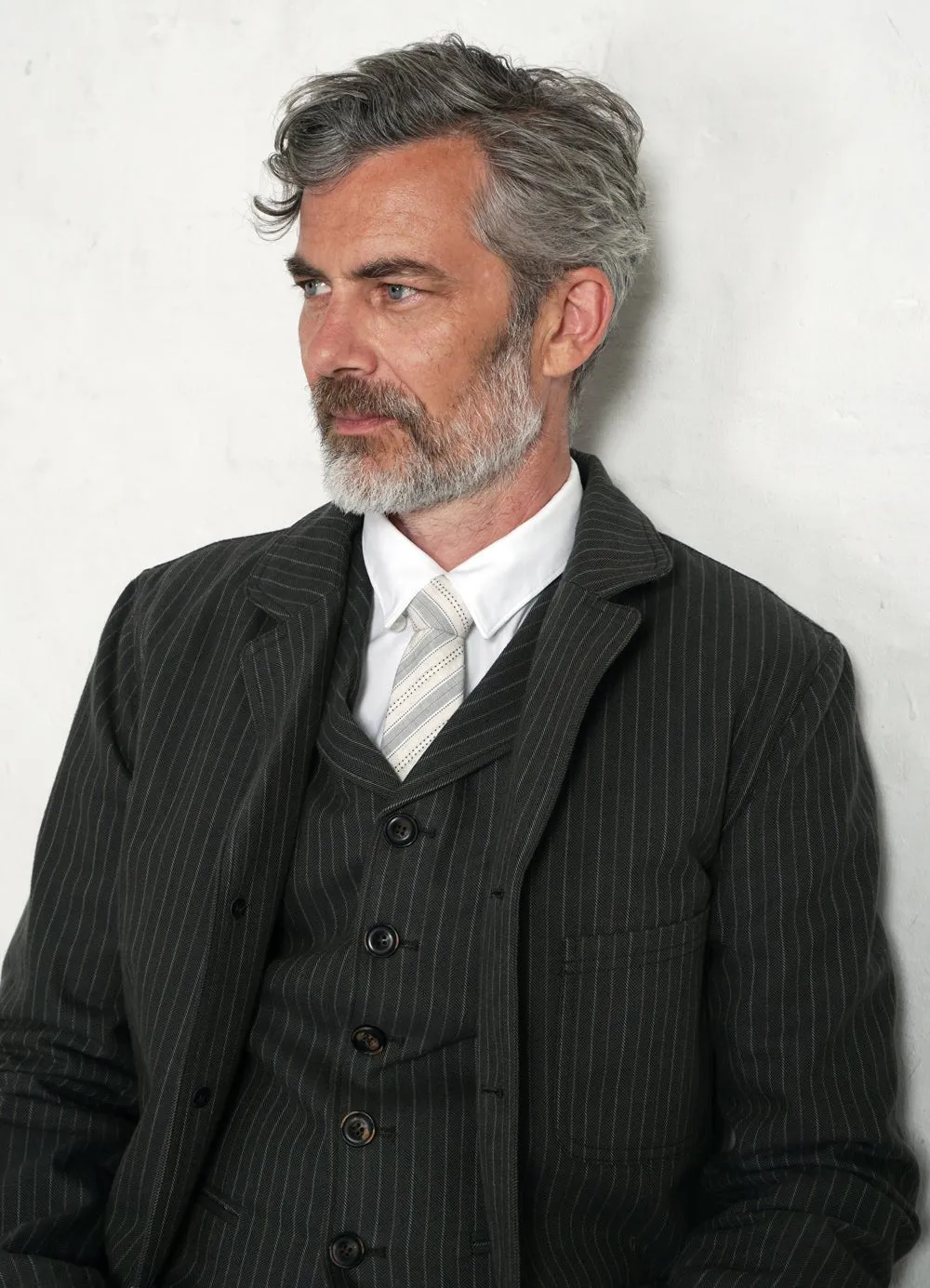 WILLIAM | Lapel Waistcoat | Khaki Pin